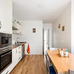 Amplio Y Luminoso Apartamento Con Gran Azotea-Solarium Privada *
