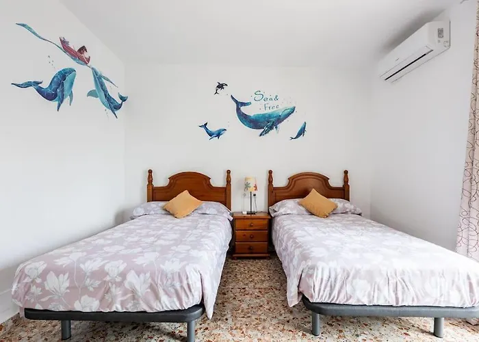 Apartment Completo Con 3 Amplios Y Gran Azotea Privada Nerja