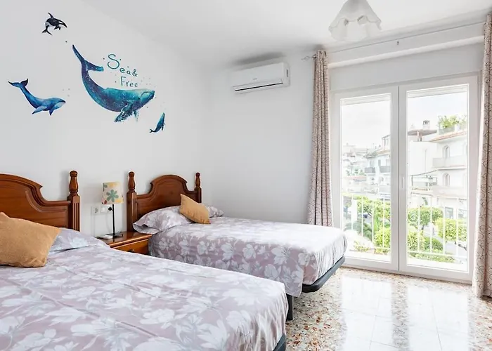 Apartment Completo Con 3 Amplios Y Gran Azotea Privada Nerja
